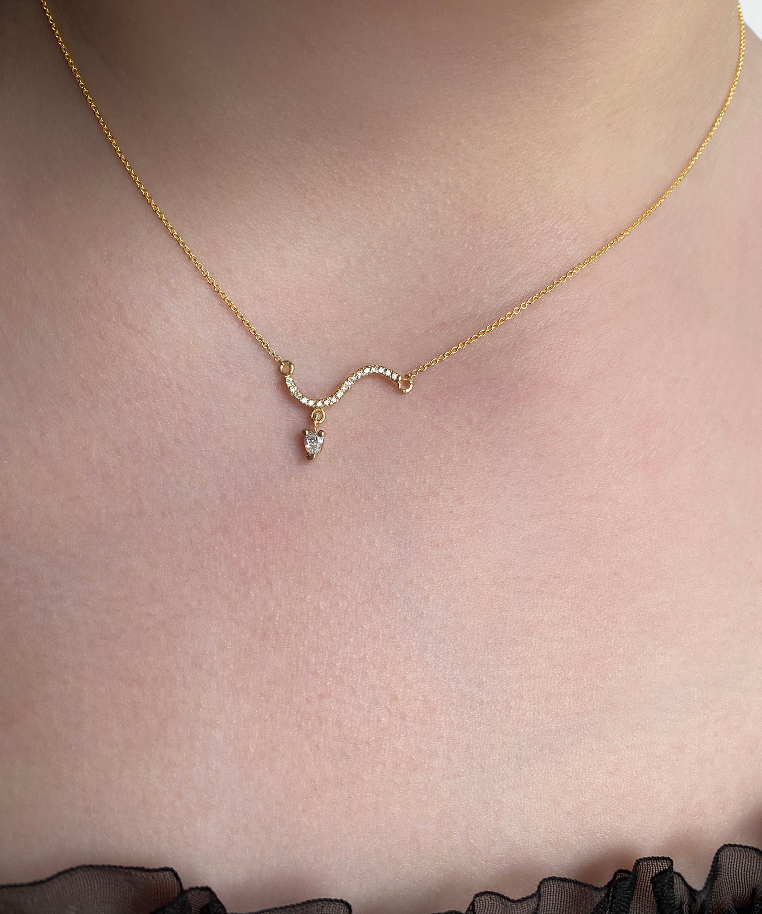 Contour — Pavé Drop Element Necklace (Diamond)
