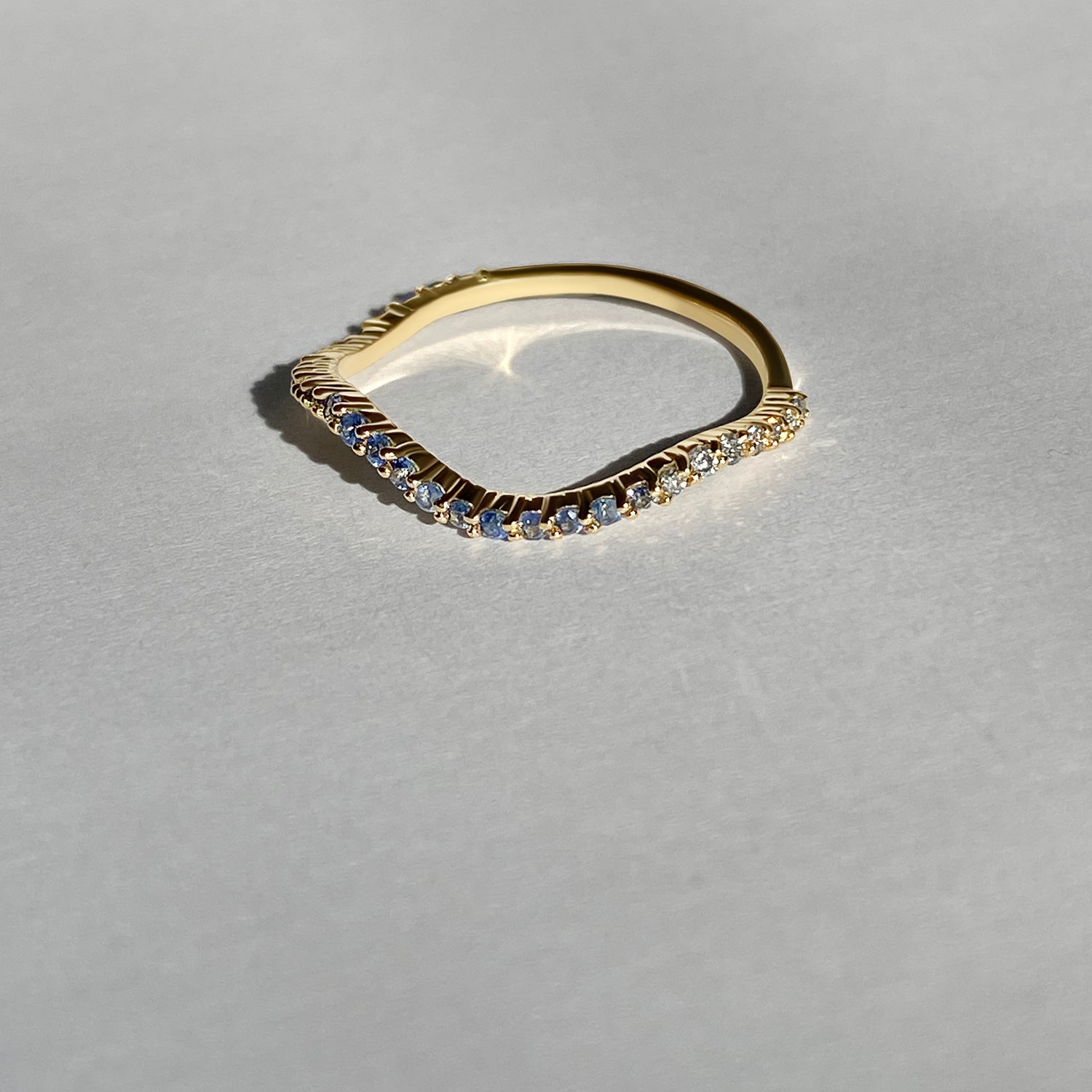 Contour — Pavé Band Ring (Sapphire)