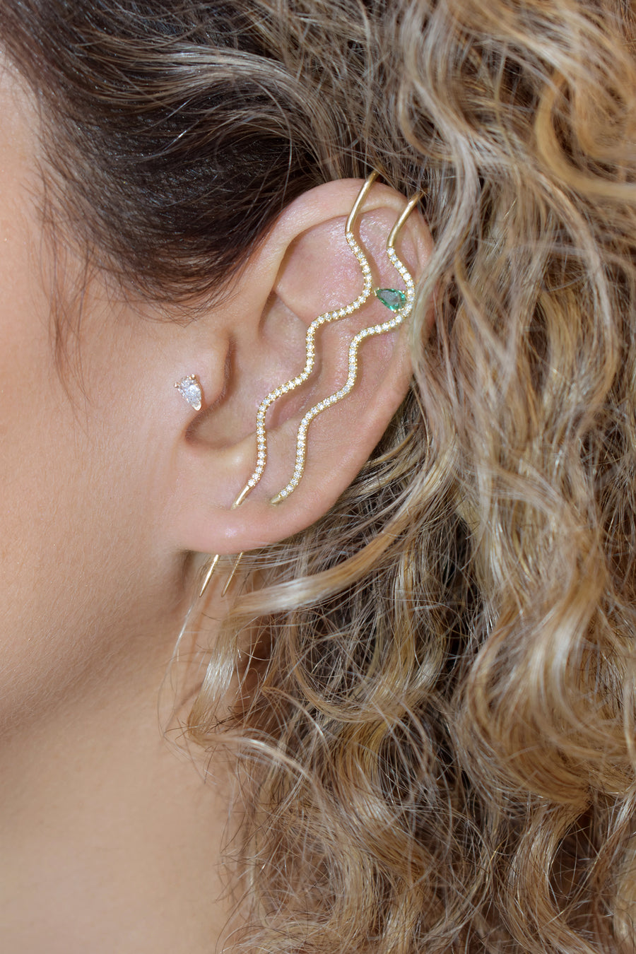 Emerald Splash Pave Wave Needle Earring