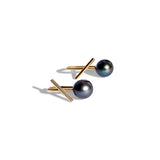 Black Pearl Horizon Mini Thread Earring