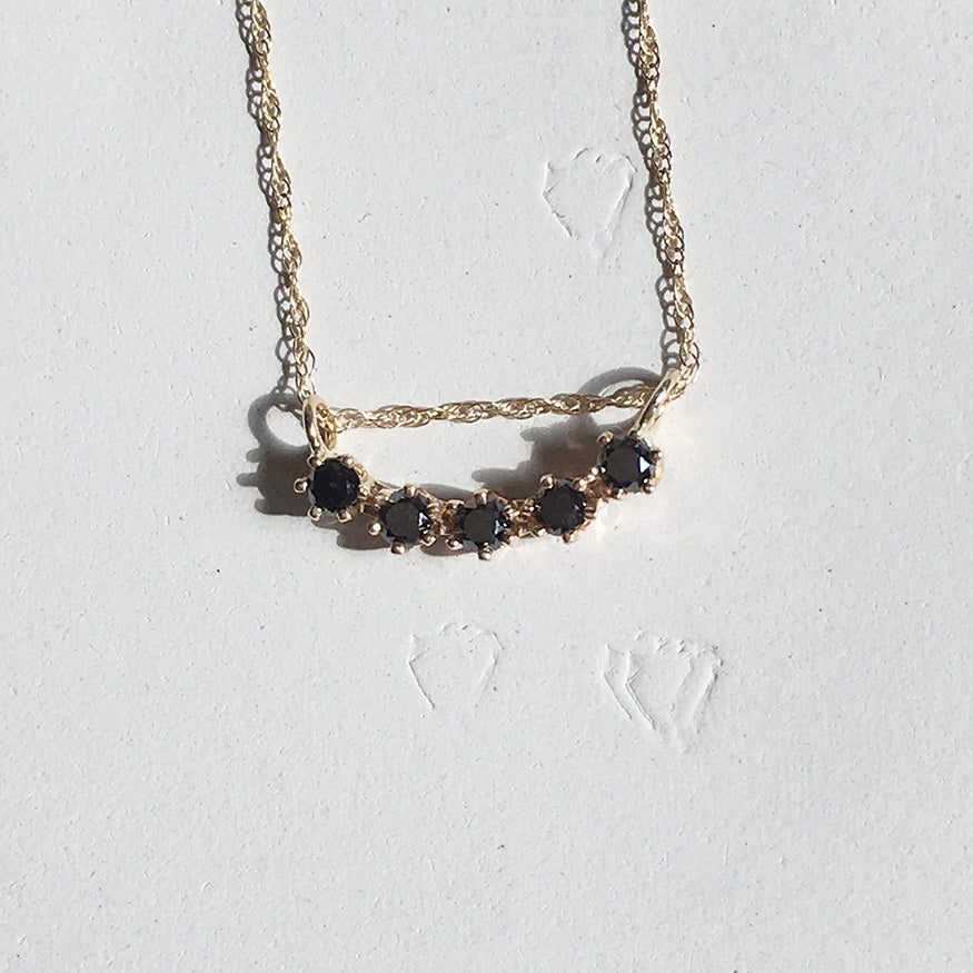 Majesty Curve Necklace Black Diamonds