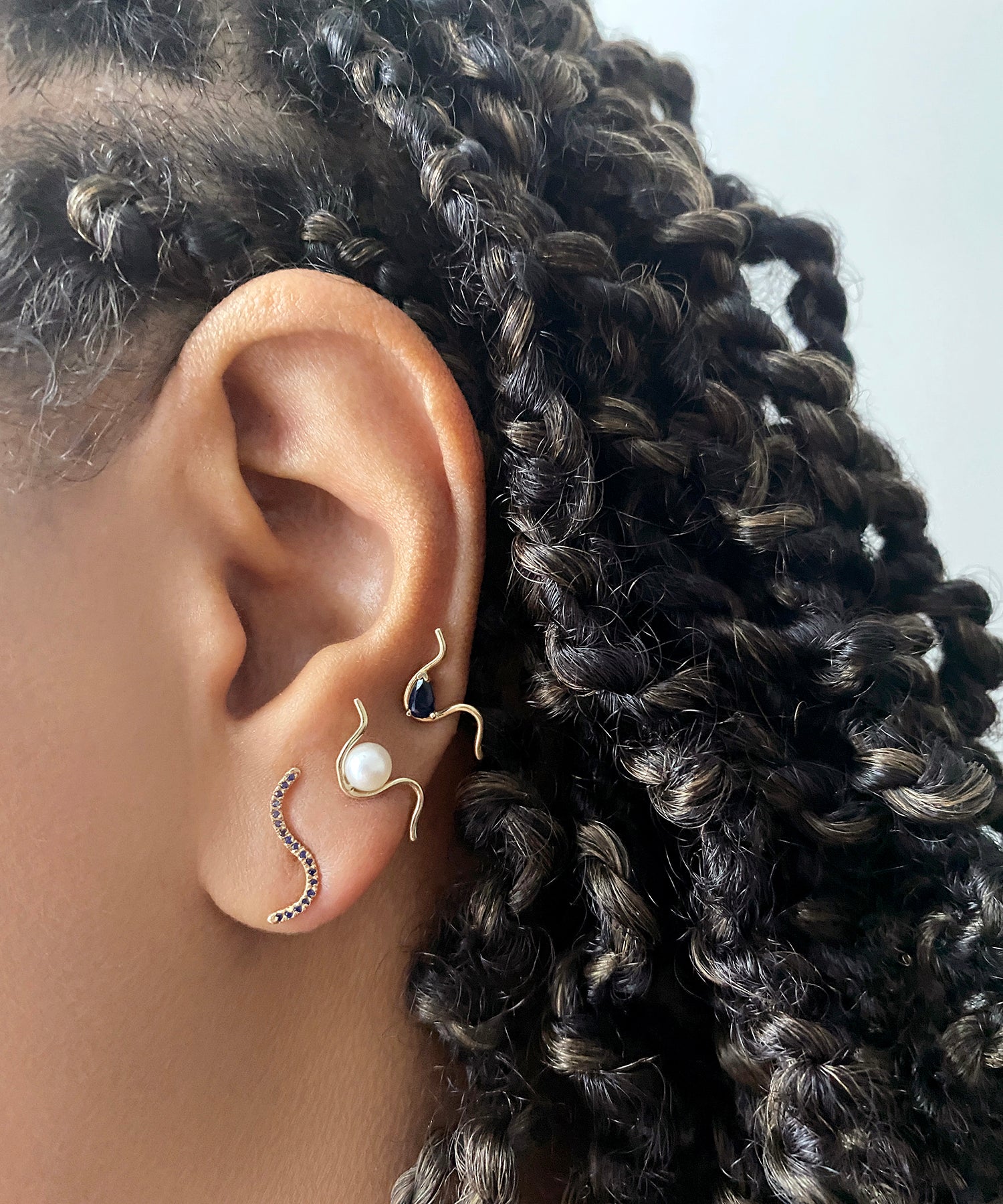 Contour — Element Stud Earring (Pearl)