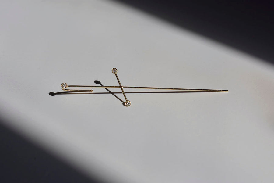 Three Pointer Needle Earring White Diamonds